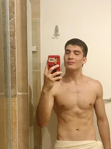 Sweet-and-naughty patrick Pic 2