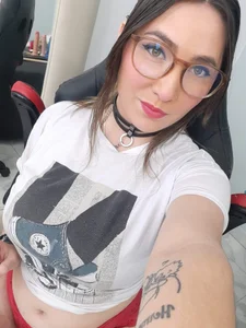 anya_weisz Welcome Foto 4