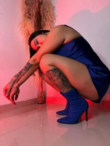 ValenG023 turn off the lights and turn on the stars Pic 3