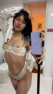 a little gift ❤️ de Melisaahot  2 photos