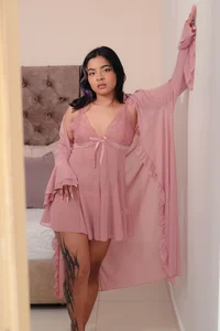 valy_shyness Public Pic 2