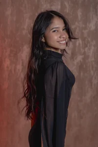 marce_algara HNY 26 🎉 Pic