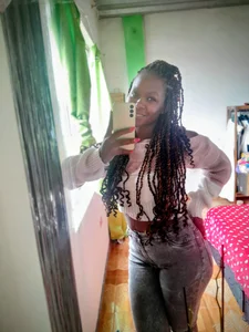 Public de ARANZIA  5 Imagens