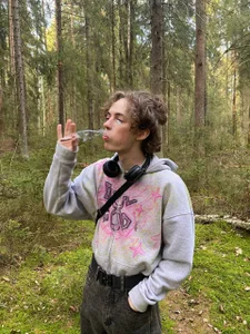 LukeSweet: Public ( 6 фото)