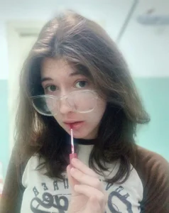 Hello my dear, how do you like my new glasses? de MarilynMun  Imagens