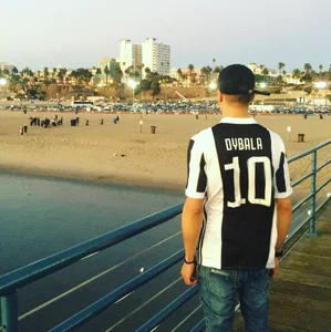 Public de JJERMAINEREYNOLDS  4 Imagens