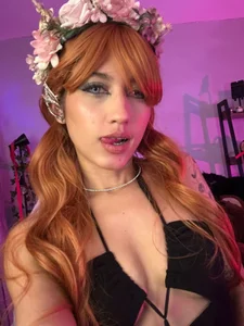 LittlegoddessxのCOSPLAYの 6枚の写真