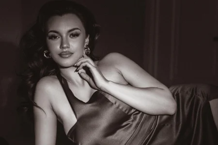 1 de Ariadna_Holder Foto 4