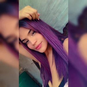 SexyFriends_ Public Pic 3