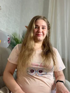 Megan_Violer Your elf Immagine  3