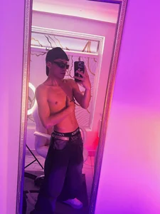 Adann_Scott: your star boy❤️‍🔥💫 ( 4 фото)