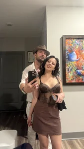 PhillipDebra86 Few more for fans Foto 4