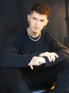 davilap_toyboy know me Foto