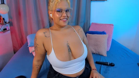 moni_bbw Public Poză 2