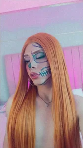Audrey_Parkers Spooky glam💫 - {count, plural, one {תמונה אחת} two {שתי תמונות} many {# תמונות} other {# תמונות}}