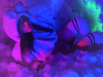 Freyaa_Millerr_ Public Pic 2