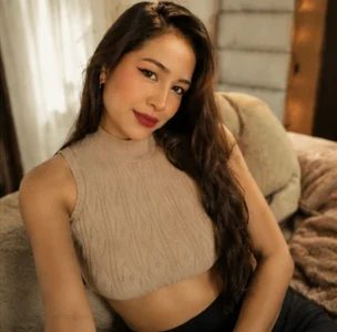 Laraaa1's XXX Nude Photo 5