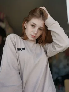 AmyLindsey At home รูป  3