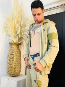 LoganKush_Public Bild