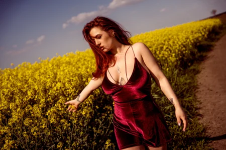 AnnMayX a sexy flower Pic 3