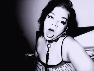 karlablue_: Bondage ( 3 фото)