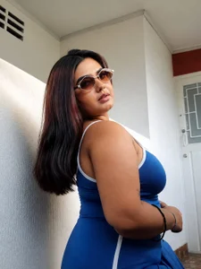 Zdjęcia julietacastillo Do you like my blue dress?💙😈:  3