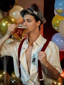 dirty-boss October Beer Festival, happy holidays to all! รูป  2