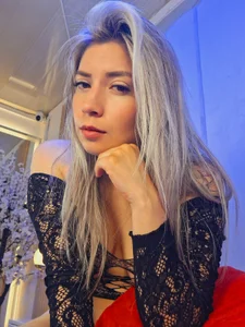 ElizabethAdams_ "Let me be your fantasy tonight..." 🔥🍆 Εικόνα 4