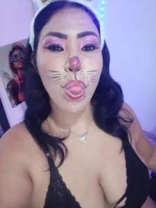 tu conejita de mature_beautifull  4 photos