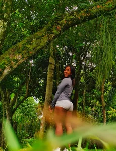 Pauline_Fox A Natural Sweet Girl🌸💦😏 টি ছবি