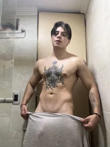 Giordano_Russo Shower time 😈 Poză 5