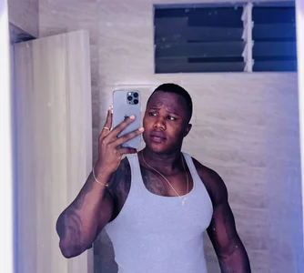 Sam_clarck kullanıcısının See me albümü -  3 fotoğraf