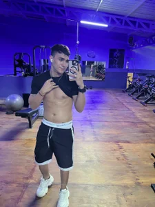 Alan_SmithX Public Pic 4