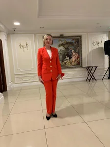 LUBA-LUBOVE Public Foto 4