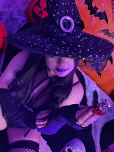 skyhotgirll Hallowen Pic 3