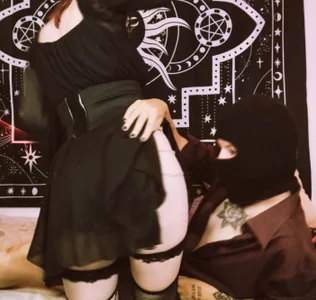 lovelockedlips Public Pic 5