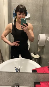 Sport sexy girl de SweetAnnaFit  6 photos
