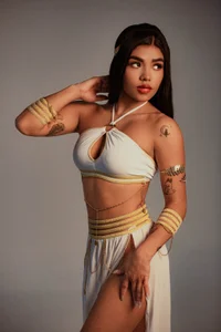 NaylaGrey kullanıcısının Your goddess cleopatra🔥✨ albümü -  5 fotoğraf