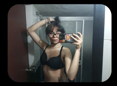 majumei Public Pic 2