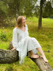 Lolatatee Public Pic 8