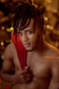 AaronCruz_ I think I deserve a bad boy like you for Christmas 😉💕 Pic