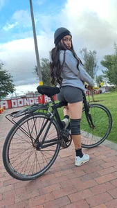 RIDING A BIKE de Pretty_cheer  5 Imagens