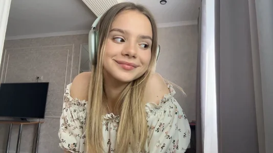 RethaBasich Secretly Immagine  5