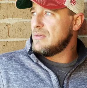 girthbrooks1269 Just me Bilde 2