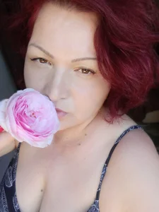 TracyMilf Flower Foto