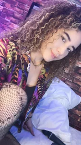 Charlotte11-11 New photos <3 Pic 2