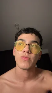 snakeeboy Public Pic