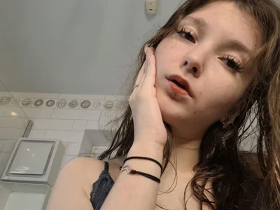 DongMolt I'm after a shower  4. fénykép