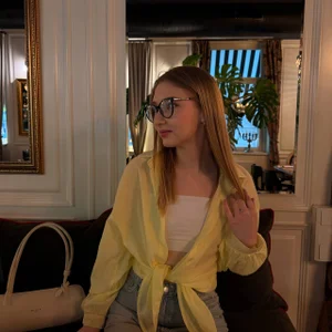 AveryBerkson today I'm yellow Foto 5