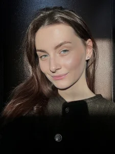 LeesaWinther Public Kuva 2